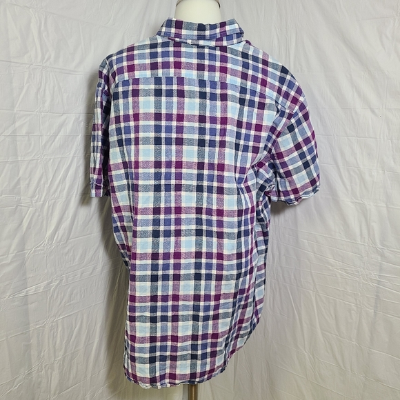 Banana Republic linen blend button down - Picture 6 of 6